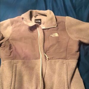 Like new women’s north face jacket